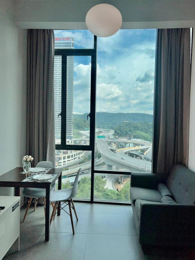 Tower @ Empire Damansara Apartment *