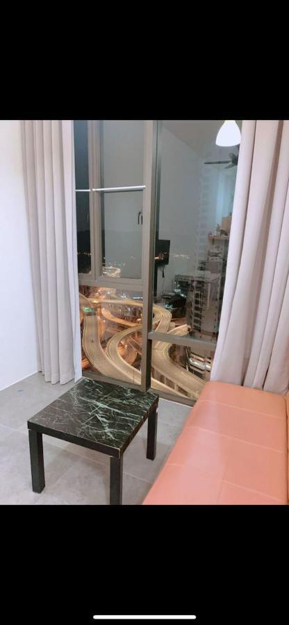 Apartment Tower @ Empire Damansara